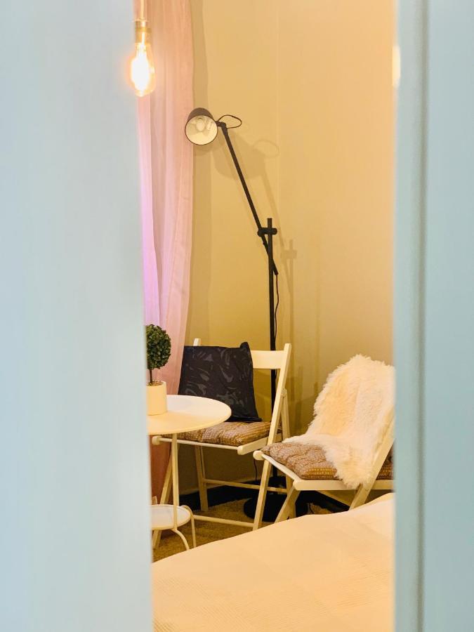 Private Place To Stay Self Check In-Nonstop- Netflix-Wifi Reșița Dış mekan fotoğraf