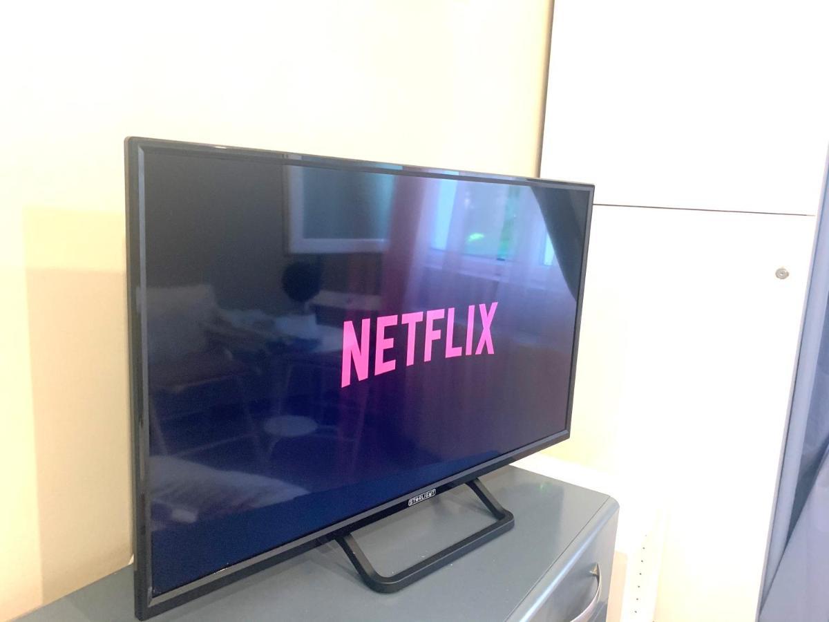 Private Place To Stay Self Check In-Nonstop- Netflix-Wifi Reșița Dış mekan fotoğraf