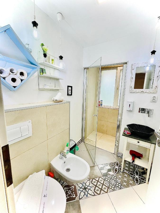 Private Place To Stay Self Check In-Nonstop- Netflix-Wifi Reșița Dış mekan fotoğraf