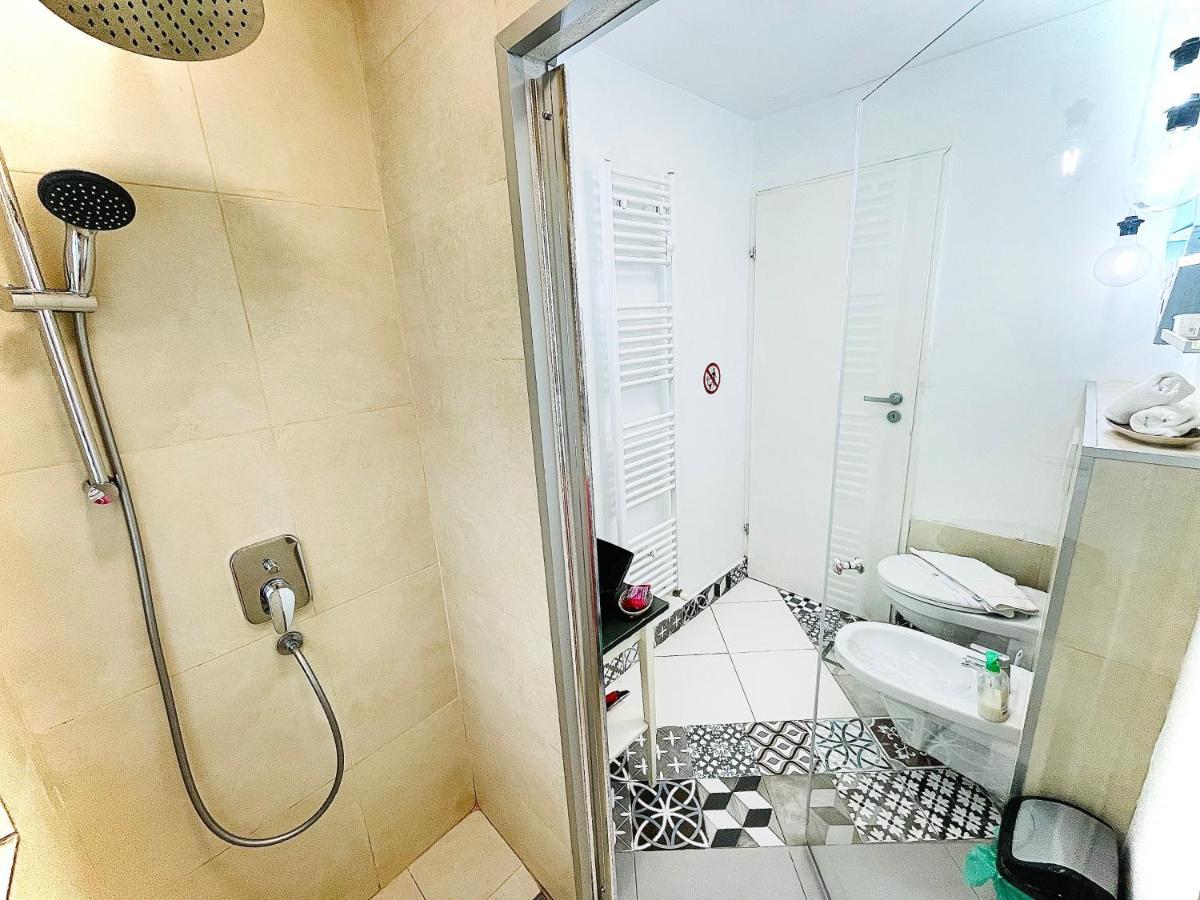 Private Place To Stay Self Check In-Nonstop- Netflix-Wifi Reșița Dış mekan fotoğraf
